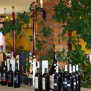 https://terre-dorcia.it-tuscanyhotel.com
